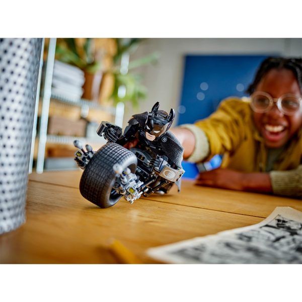 LEGO® Marvel Byg selv-figur af Batman™ og Batpod-motorcyklen Discount